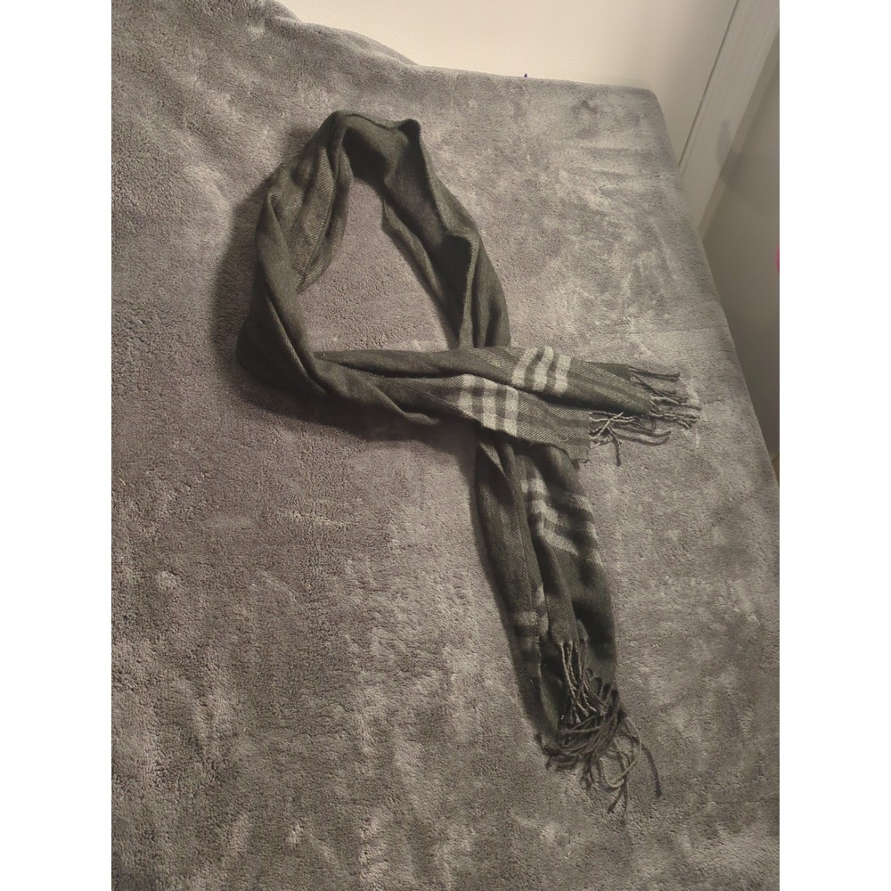 L'Accessorio Italiano Scarf Black / Gray Plaid Acrylic Size 65"x40" Italy